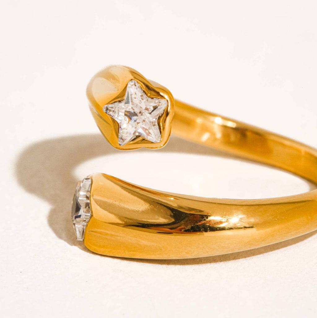 Double Star CZ Ring: A57