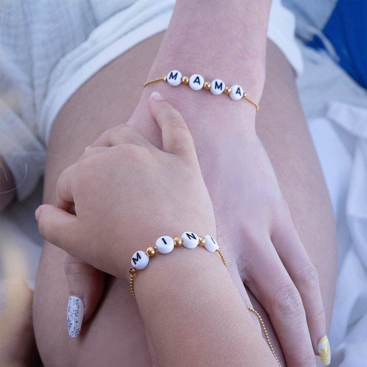 "Mama" Beaded Charm Bracelet - S48