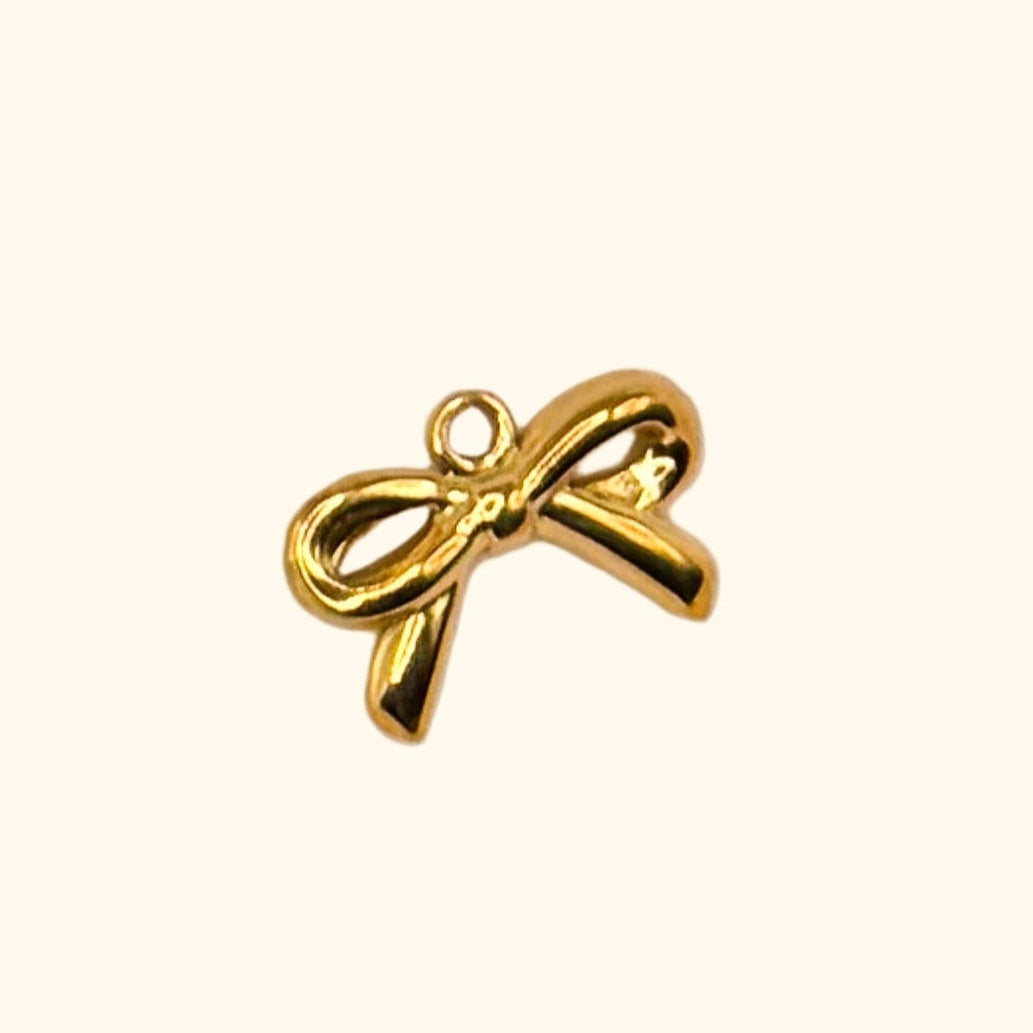 Charming Bow Charm - C54