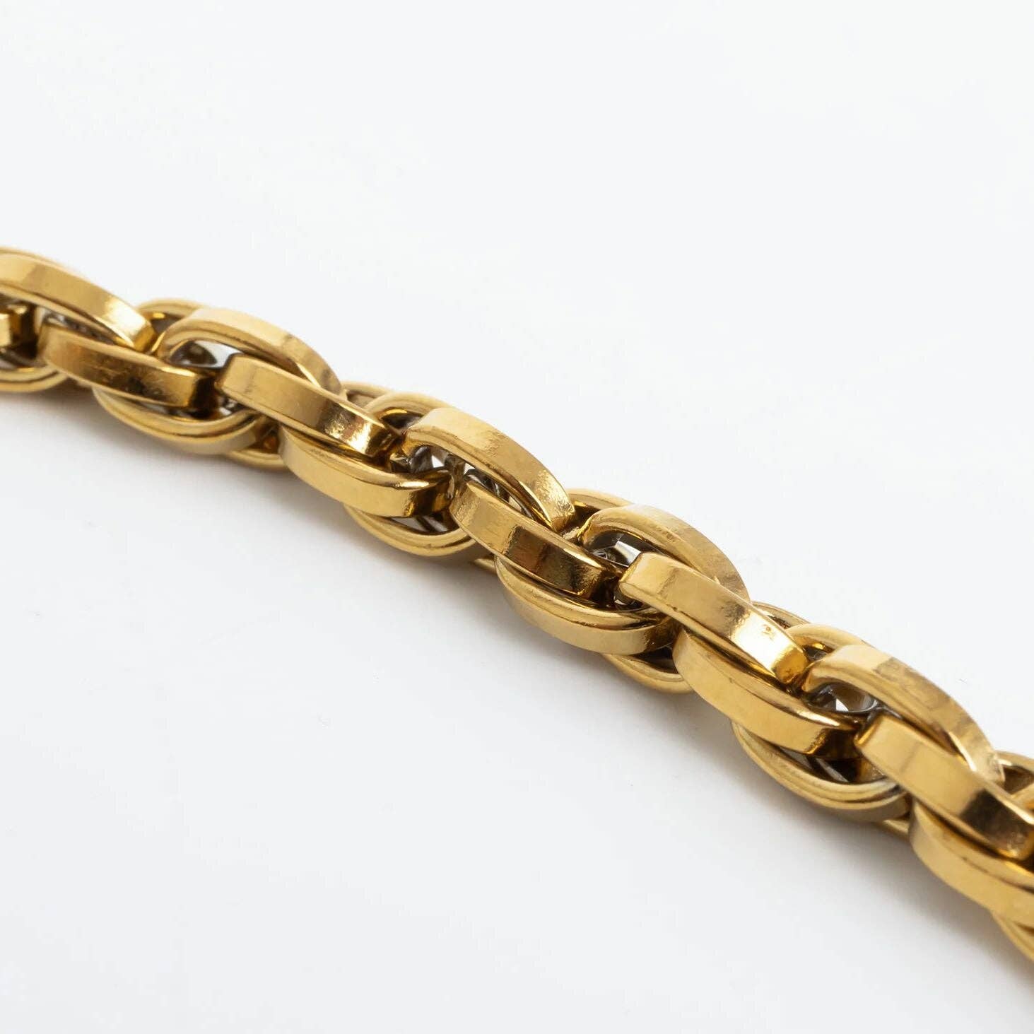 The Golden Loop Necklace - N58