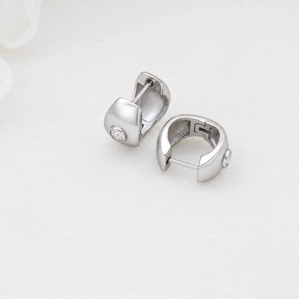 Silver Chunky Hoop One Stone Earring - E129