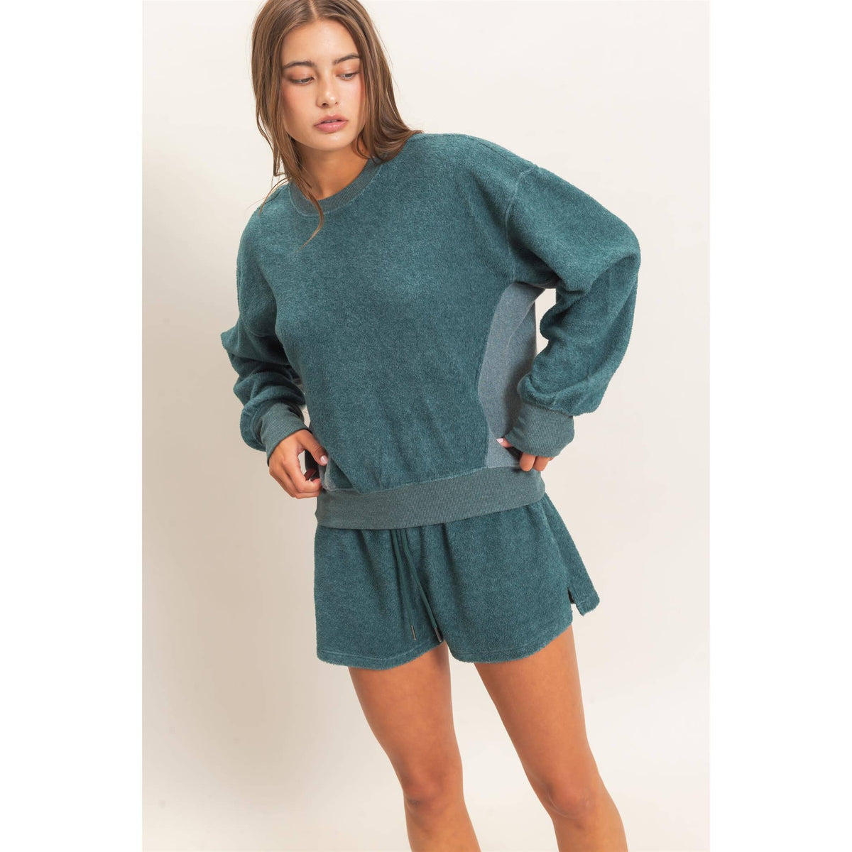 Contrast Sweatshirt & Shorts Set: IVORY