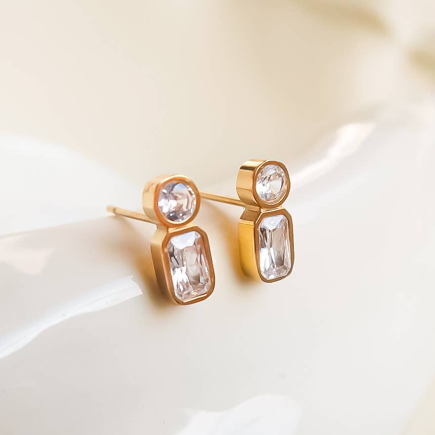 Dainty Luxe Stud Earrings - E104