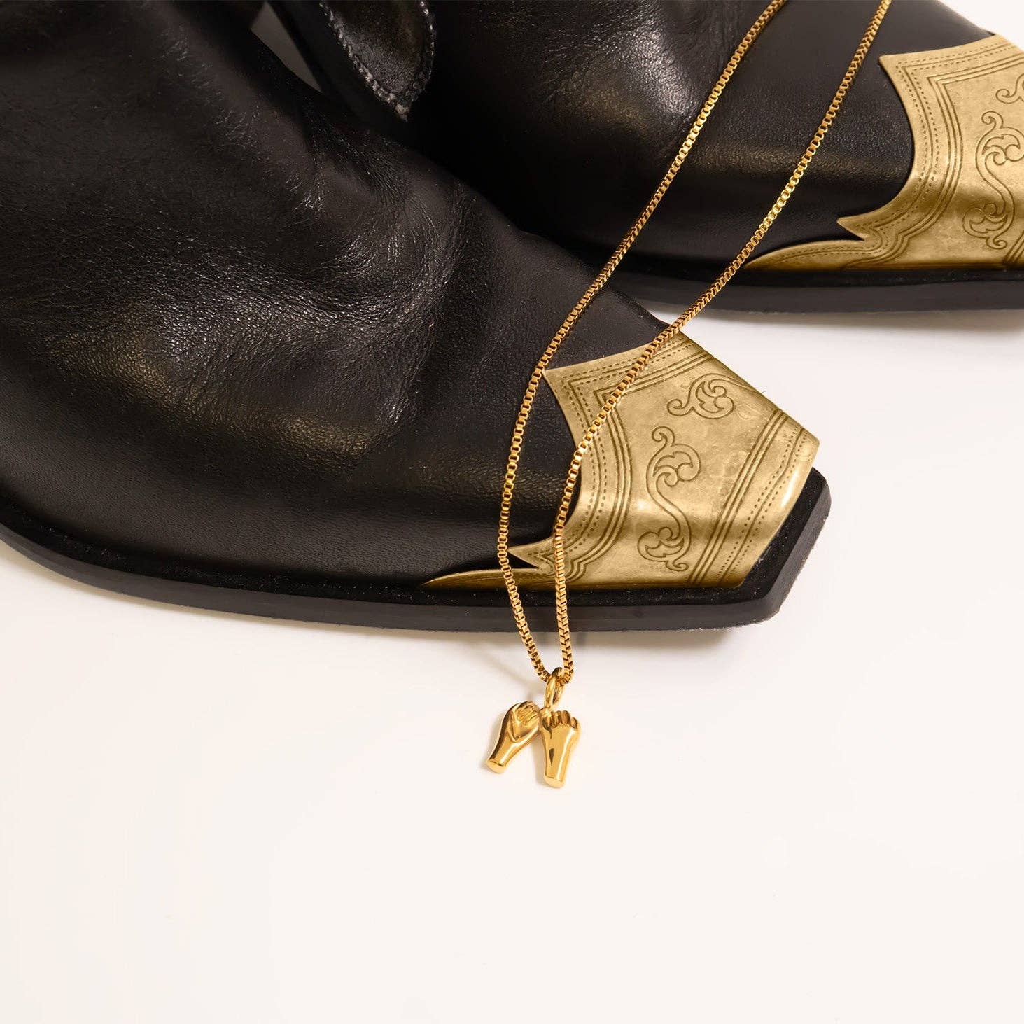 Pinky Promise Charm - C134
