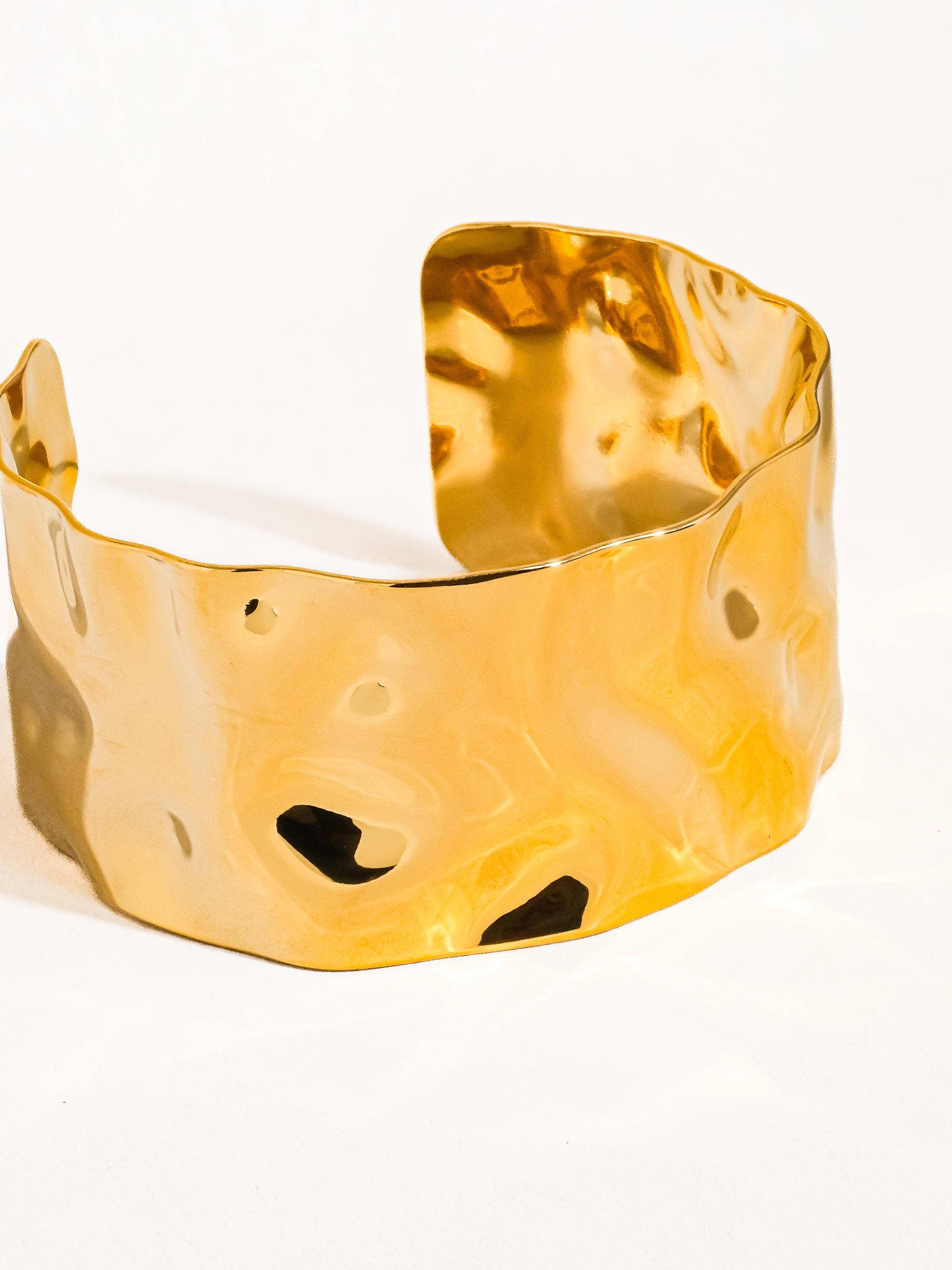 Golden Ripple Bold Bangle Cuff - SS6