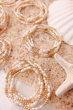 Alli Pearl Bracelet in Gold: Standard 6.75 Inch